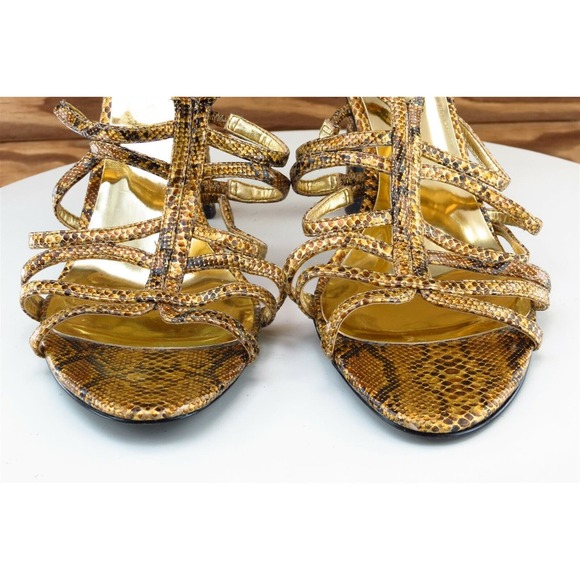 GUESS Women Sz 9 M Gold Strappy Synthetic‎ Shoes - Picture 2 of 7